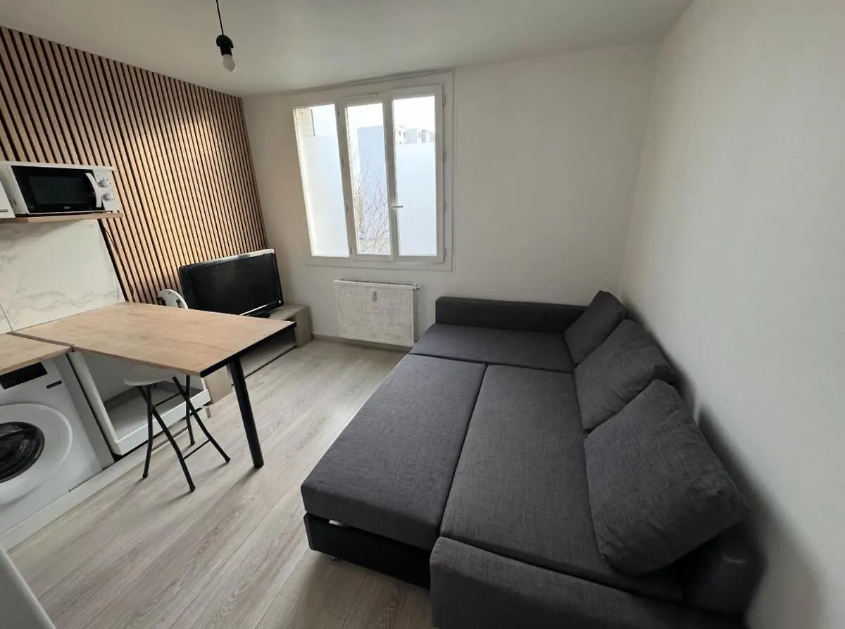 T2 Ideal Pour Concerts, Matchs & Salons A Lyon ! Decines-Charpieu Apartment